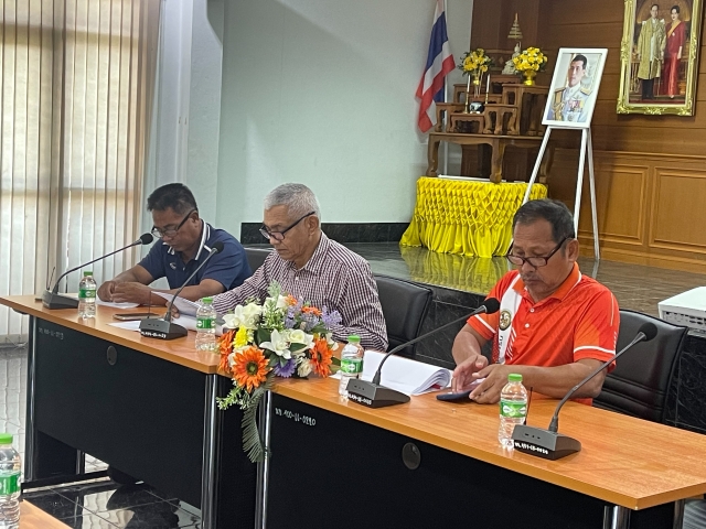 ประชุมคณะกรรมการพัฒนา อบต.นาขา พิจารณาร่างแผนการดำเนินงาน ประจำปีงบประมาณ พ.ศ. 2567